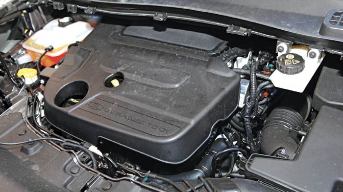 Ο 1.600άρης EcoBoost του Kuga προσφέρει πλούσια ροπή και του χαρίζει πολύ καλές επιδόσεις. 